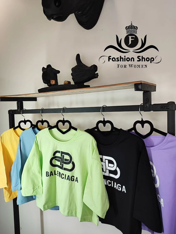 کراپ باکسی بالنسیگا BALENCIGA